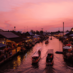 amphawa floating market img